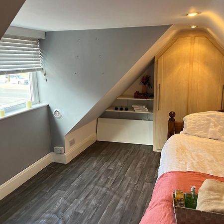 Cozy Room In A Serene House Birmingham Buitenkant foto
